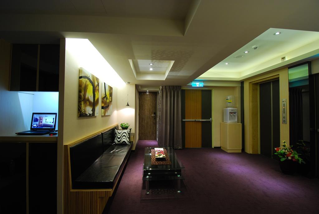 Khách sạn 欣欣旅店